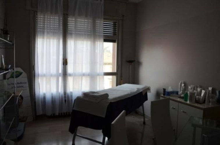 Garrate (VA) - Attività centro estetico/benessere Gallarate