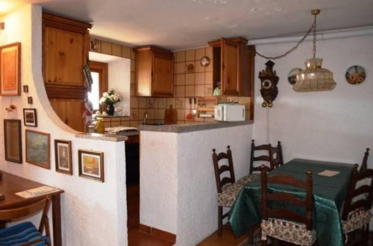 Arona (NO) loc. Mercurago -Incantevole villa a schiera del ' Arona