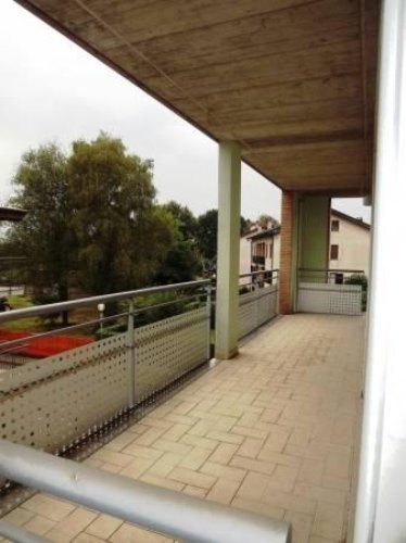 Sesto Calende (VA) - loc. Lisanza. Appartamento bilocale Sesto calende