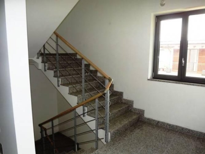 Sesto Calende (VA) - loc. Lisanza. Appartamento bilocale Sesto calende