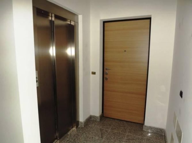 Sesto Calende (VA) - loc. Lisanza. Appartamento bilocale Sesto calende