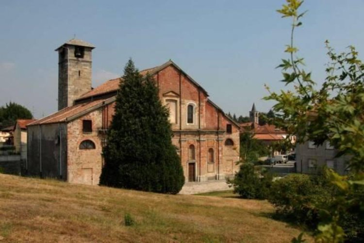 Varallo Pombia (NO)  Terreno residenziale Varallo Pombia