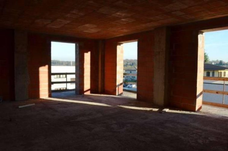 Borgo Ticino (NO)  Immobile industriale/commerciale con uffici Borgo Ticino