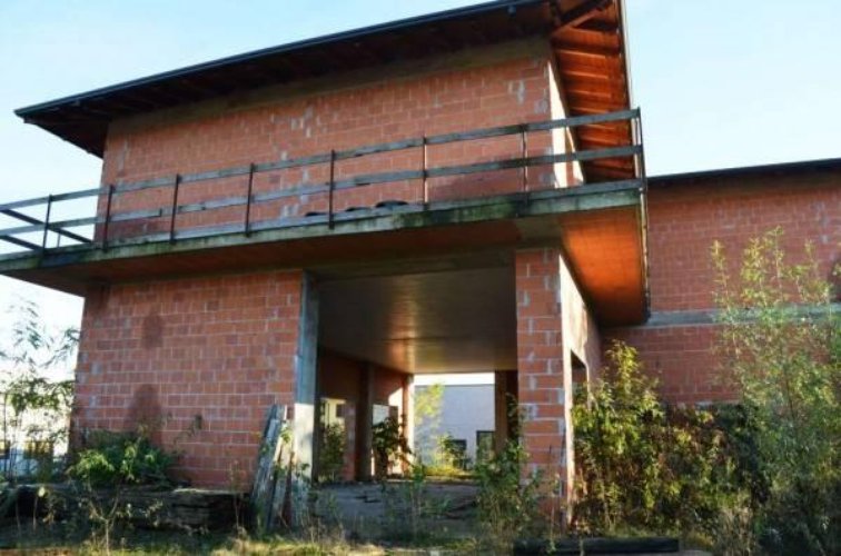 Borgo Ticino (NO)  Immobile industriale/commerciale con uffici Borgo Ticino