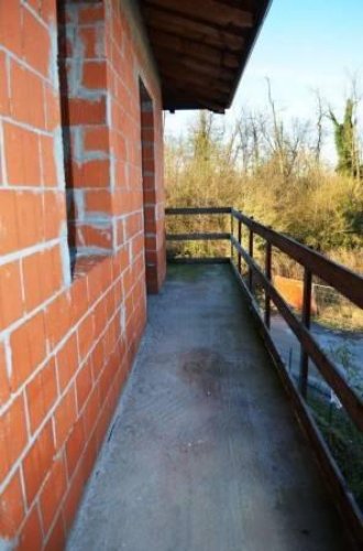 Borgo Ticino (NO)  Immobile industriale/commerciale con uffici Borgo Ticino