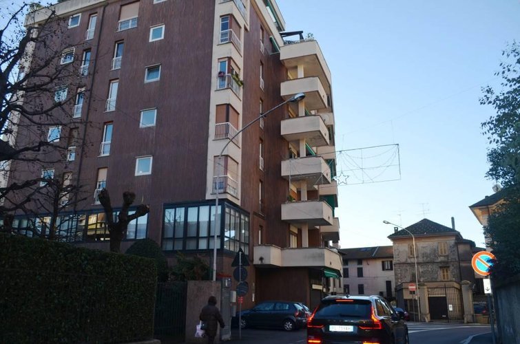 Sesto Calende (VA) - Appartamento bilocale non arredato