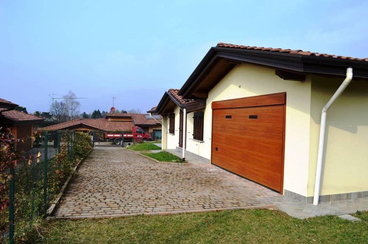 Bodio Lomnago (VA)  Splendida villa singola Bodio Lomnago