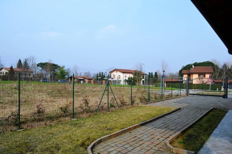 Bodio Lomnago (VA)  Splendida villa bifamiliare Bodio Lomnago