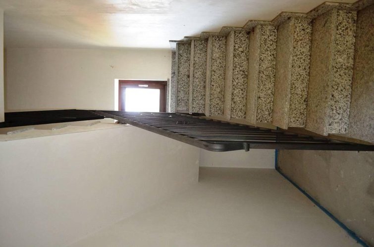 Bodio Lomnago (VA)  Splendida villa bifamiliare Bodio Lomnago