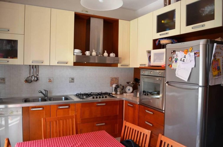 Borgo Ticino (NO)  Proponiamo villa a schiera Borgo Ticino