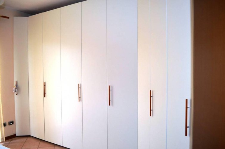 Borgo Ticino (NO)  Proponiamo villa a schiera Borgo Ticino