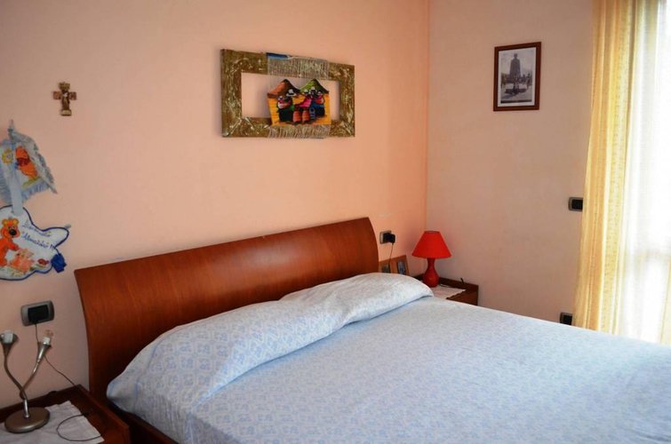 Borgo Ticino (NO)  Proponiamo villa a schiera Borgo Ticino