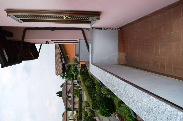 Borgo Ticino (NO)  Proponiamo villa a schiera Borgo Ticino