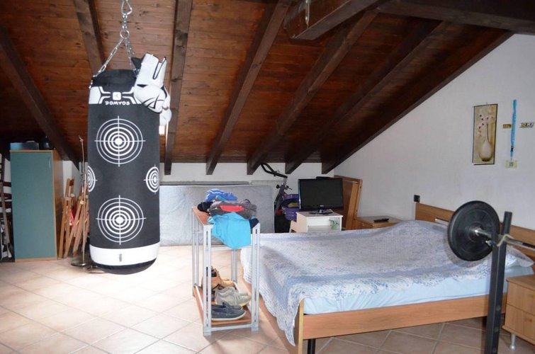 Borgo Ticino (NO)  Proponiamo villa a schiera Borgo Ticino