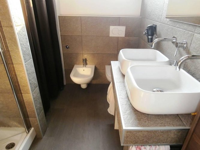 Sesto Calende (VA) - Appartamento trilocale vista Lago Sesto calende