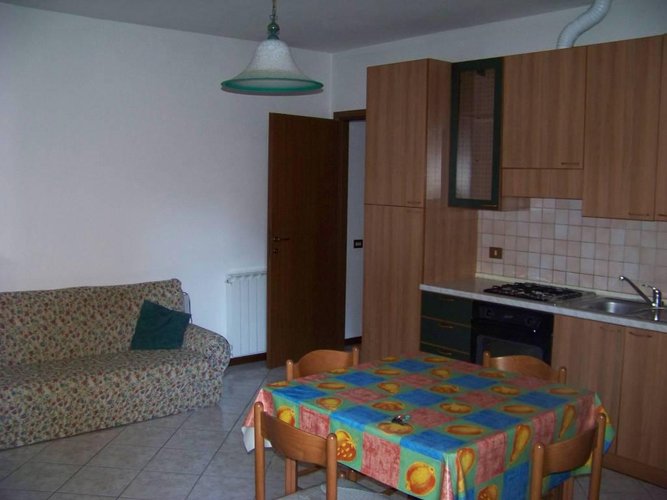 Golasecca (VA)  Appartamento bilocale completamente arredato posto al piano terreno Golasecca