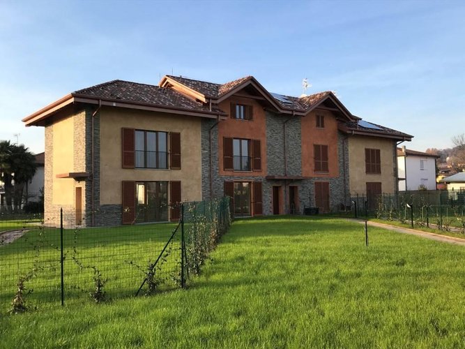 Vergiate (VA)  Ville a schiera di nuova costruzione Vergiate