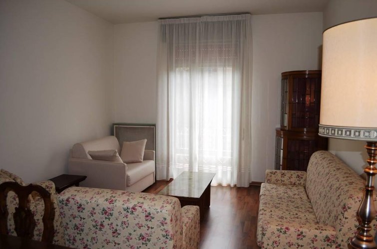 Arona (NO)  Appartamento bilocale Arona