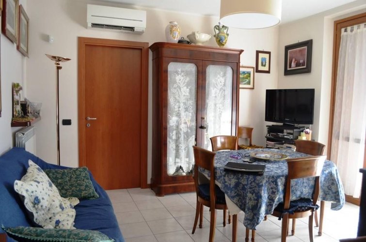 Golasecca (VA)  Comodo appartamento trilocale di recente costruzione Golasecca