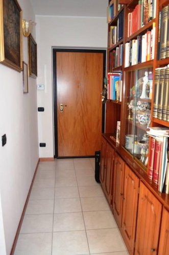 Golasecca (VA)  Comodo appartamento trilocale di recente costruzione Golasecca