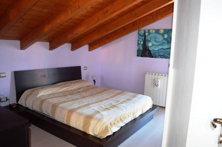 Borgo Ticino (NO)  Appartamento trilocale mansardato Borgo Ticino