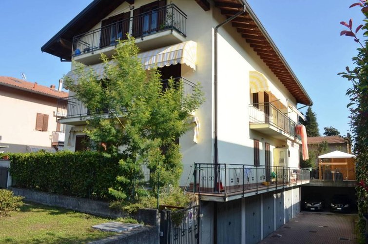Borgo Ticino (NO)  Appartamento trilocale mansardato Borgo Ticino