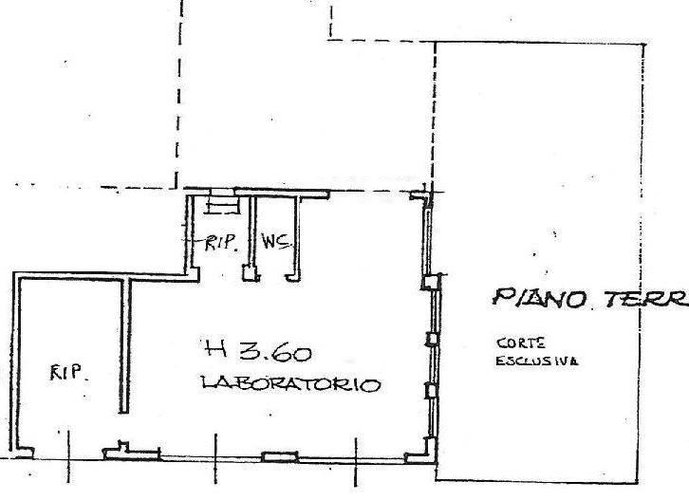 Varallo Pombia (NO) - Negozio/laboratorio di tappezzeria Varallo Pombia