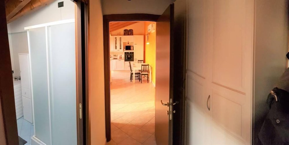 Sesto Calende (VA) - Bilocale mansardato Sesto calende