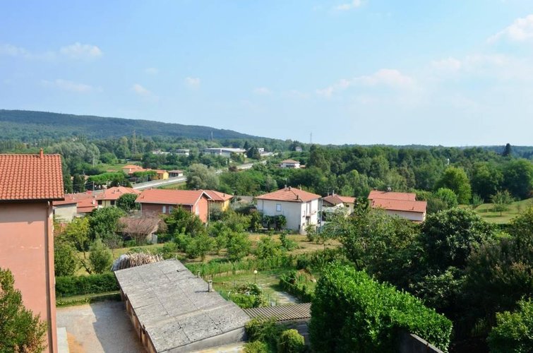 Mercallo (VA) - Trilocale vista lago Mercallo