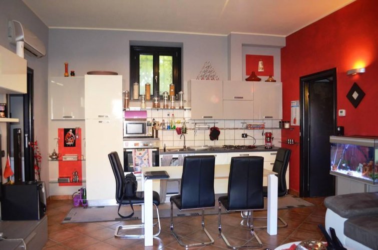 Varallo Pombia (NO) - Appartamento trilocale Varallo Pombia