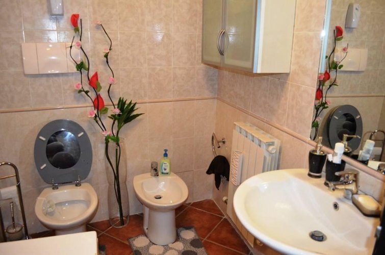 Varallo Pombia (NO) - Appartamento trilocale Varallo Pombia