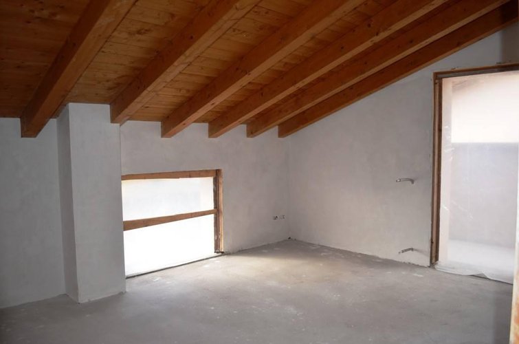 Mercallo (VA) - Villa bifamiliare Mercallo