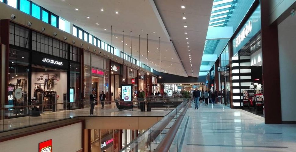 Varallo Pombia (NO) - Terreno edificabile commerciale Varallo Pombia