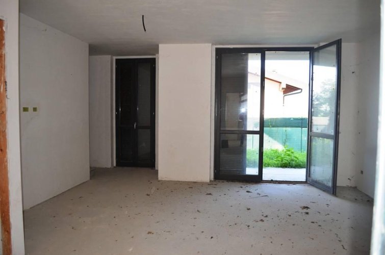 Sesto Calende (VA) - Viila singola vista lago Sesto calende