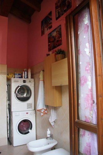 Travedona Monate (VA) - Appartamento trilocale mansardato Travedona monate