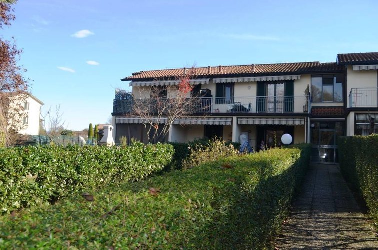 Angera (VA) - Appartamento bilocale