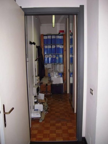 Sesto Calende (VA) - Locale direzionale Sesto calende