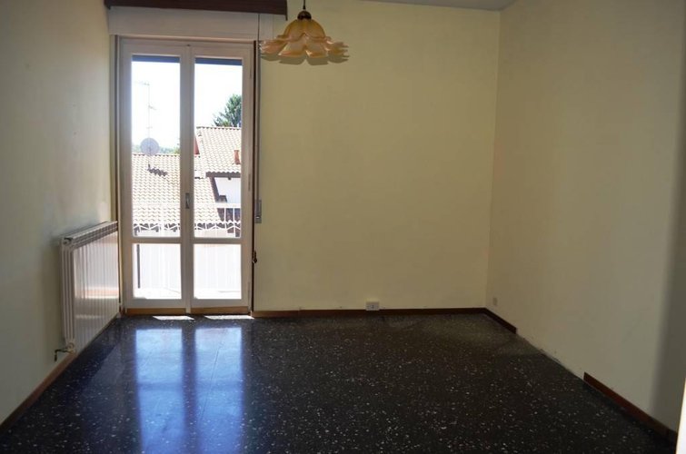 Castelletto S. Ticino (NO)  Comodo appartamento bilocale Castelletto sopra Ticino