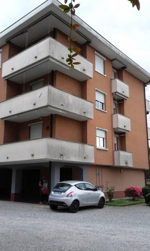 Castelletto S. Ticino (NO)  Ampio appartamento trilocale Castelletto sopra Ticino