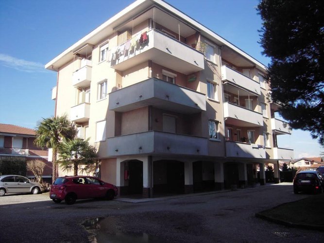 Castelletto S. Ticino (NO) - Appartamento bilocale Castelletto sopra Ticino