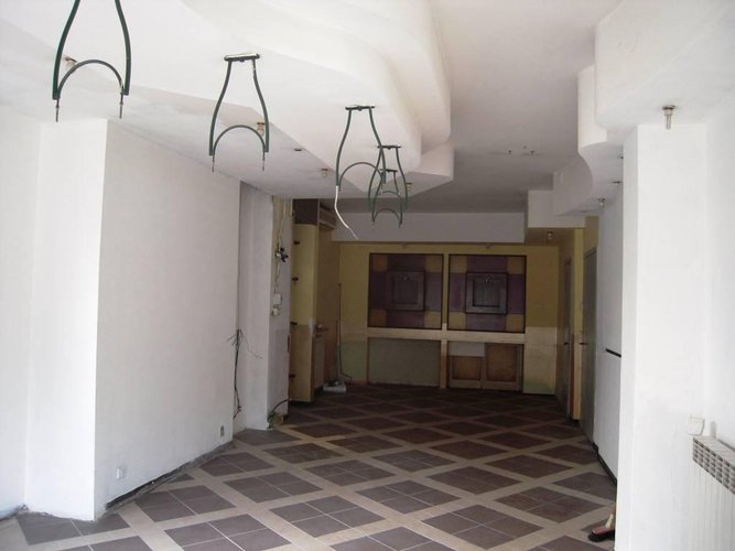 Castelletto S. Ticino (NO) - Locale commerciale Castelletto sopra Ticino