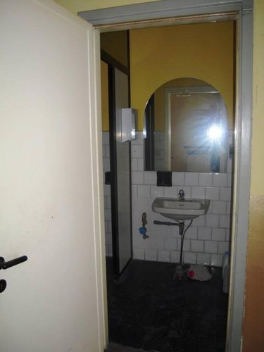 Castelletto S. Ticino (NO) - Locale commerciale Castelletto sopra Ticino