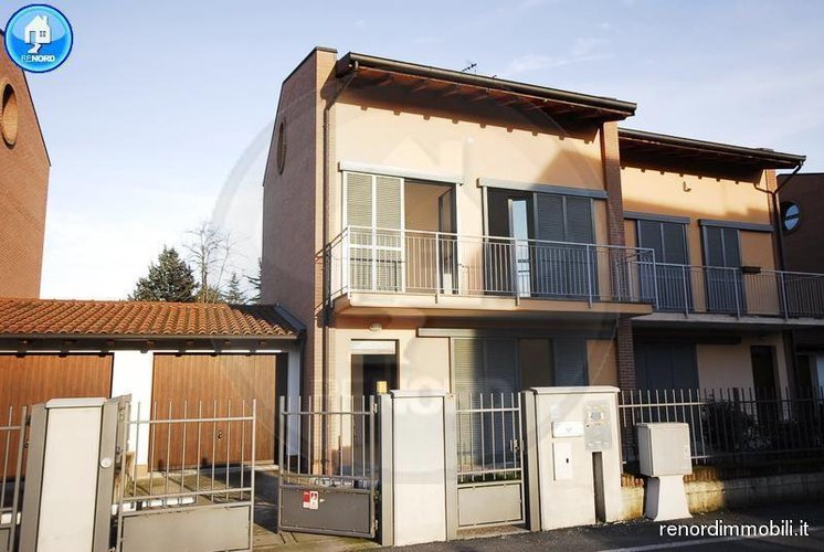 VILLA A SCHIERA Miradolo terme