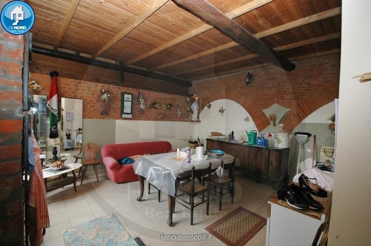 CASA INDIPENDENTE Inverno e monteleone