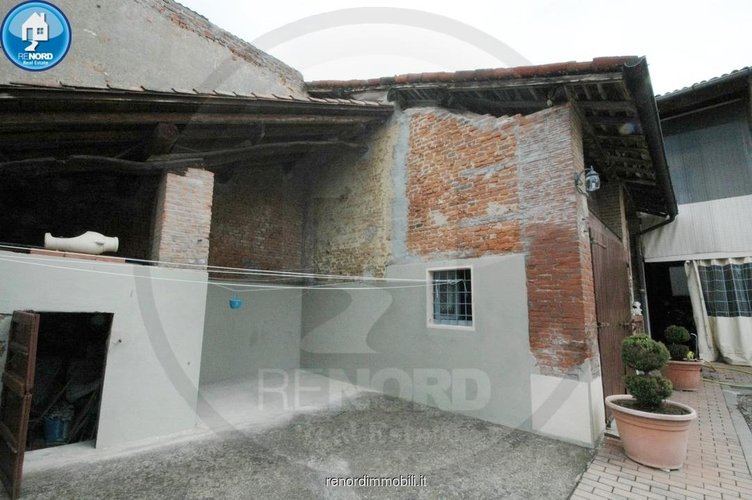 CASA INDIPENDENTE Inverno e monteleone