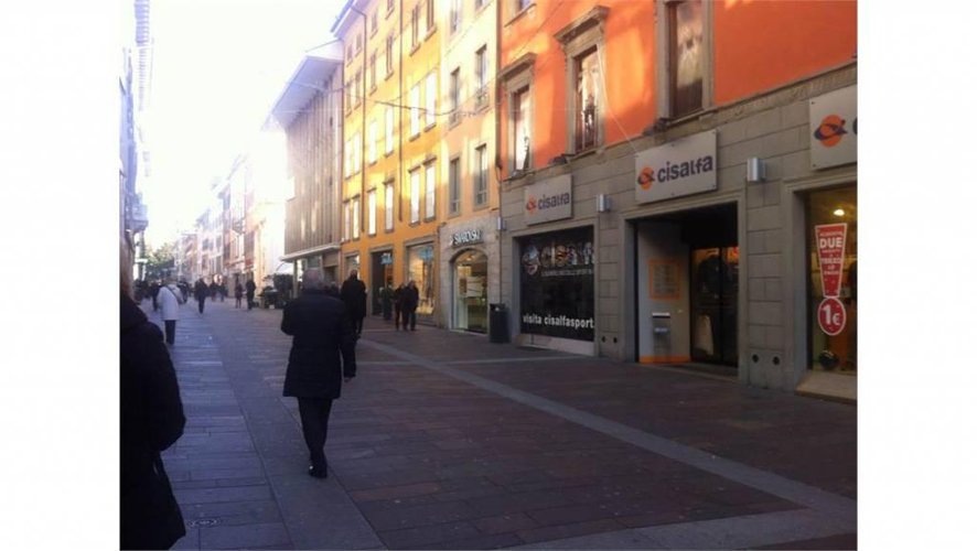 Negozio in affitto a Bergamo, Centrale Bergamo