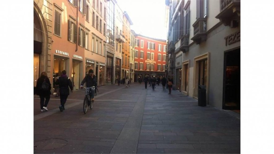 Negozio in affitto a Bergamo, Centrale Bergamo