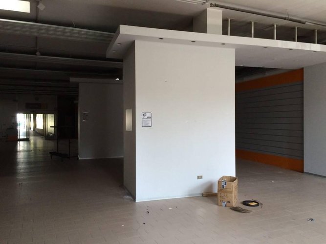 Negozio in affitto a Bergamo, Porta Osio Bergamo