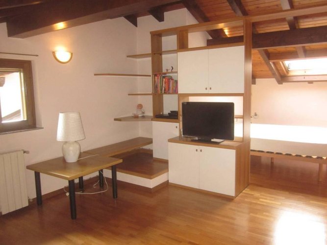 CLUSONE VILLA A SCHIERA TRIFAMILIARE Clusone