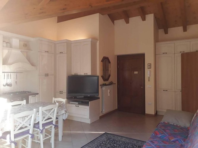 GROMO RECENTISSIMA COSTRUZIONE Gromo